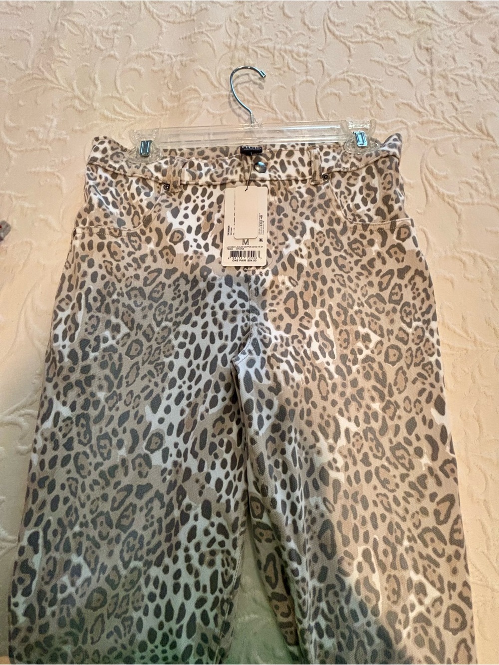 HUE Skimmer Leopard Print Skinny Pants - Cream & Gray - Picture 2 of 6